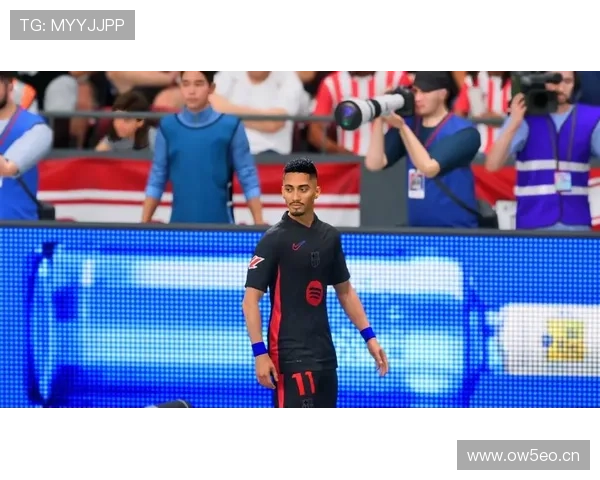 拜合拉木遭针对曼联新星国脚支招